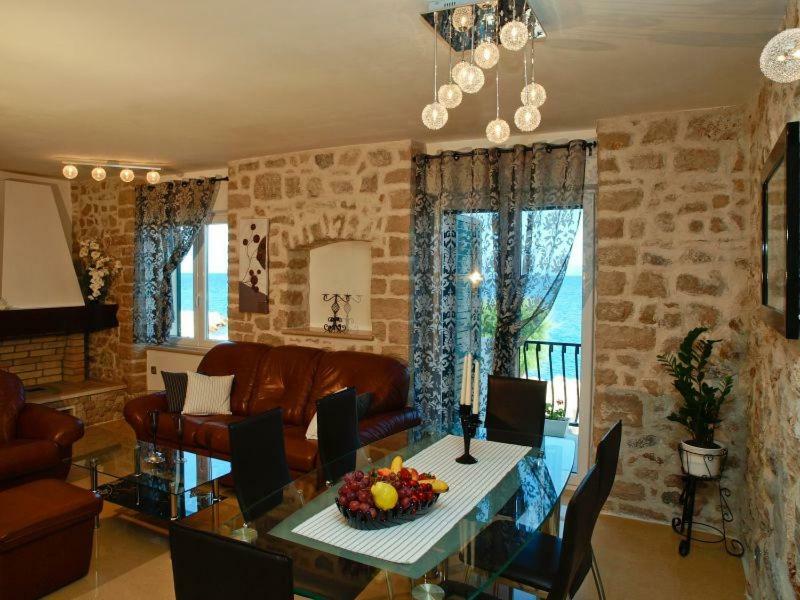 Sea View Apartman